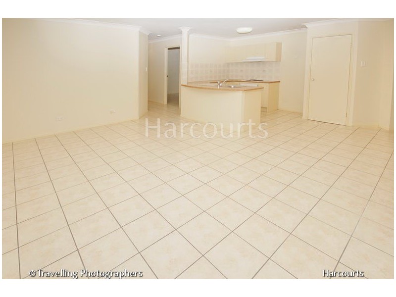 34 Columbus Place, Forest Lake QLD 4078