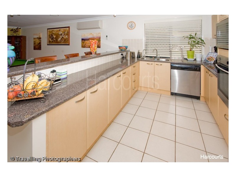 10 Hamilton Close, Forest Lake QLD 4078