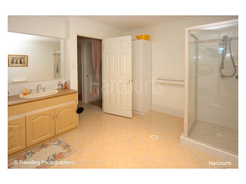 4/85 Cascade Drive, Forest Lake QLD 4078