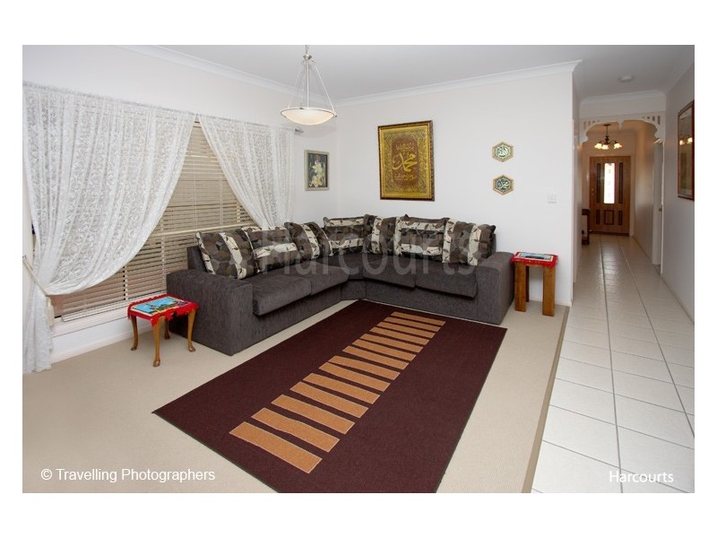 89 Jubilee Ave, Forest Lake QLD 4078