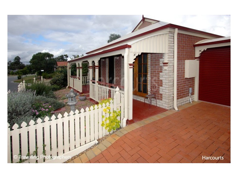 89 Jubilee Ave, Forest Lake QLD 4078