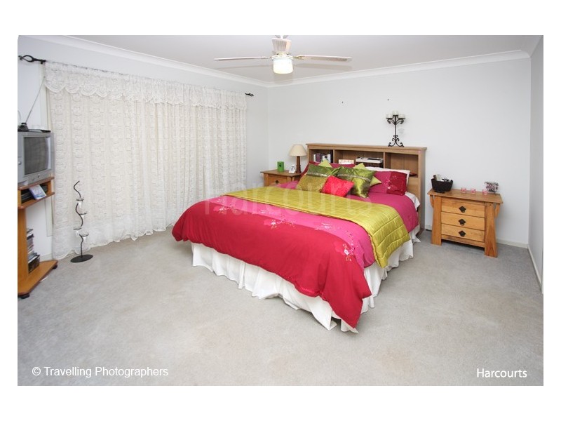 5 Stanford Place, Forest Lake QLD 4078