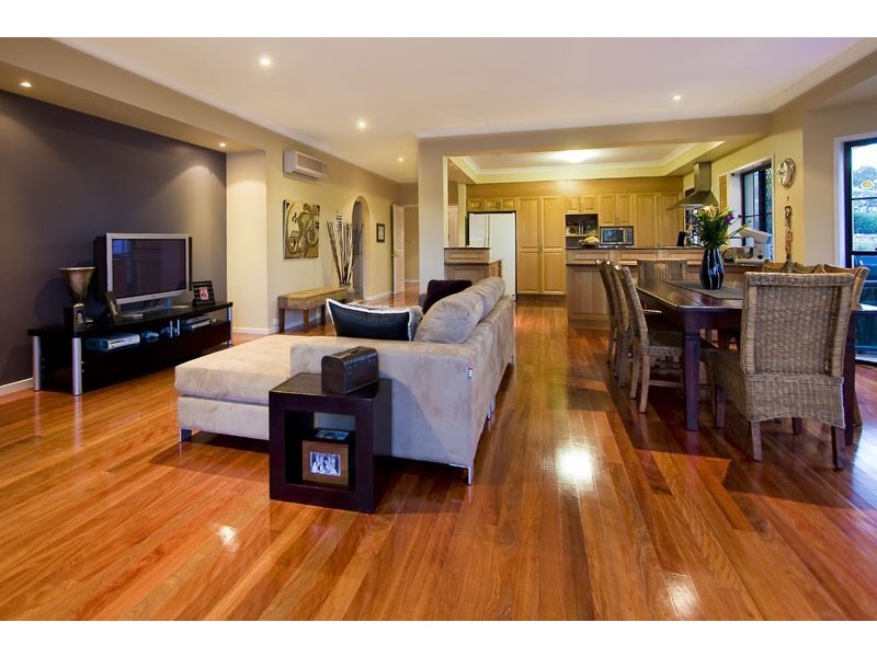 80 Wivenhoe CCt, Forest Lake QLD 4078