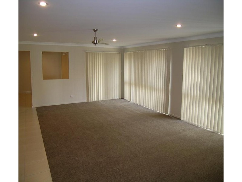 35 Snowy River Circuit, Forest Lake QLD 4078