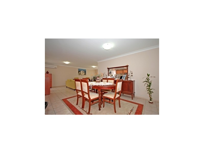 29 Hinchinbrook Cct, Forest Lake QLD 4078