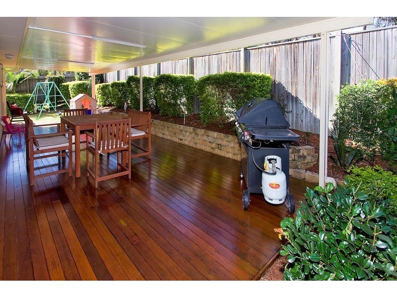 16 Chapple Place, Forest Lake QLD 4078