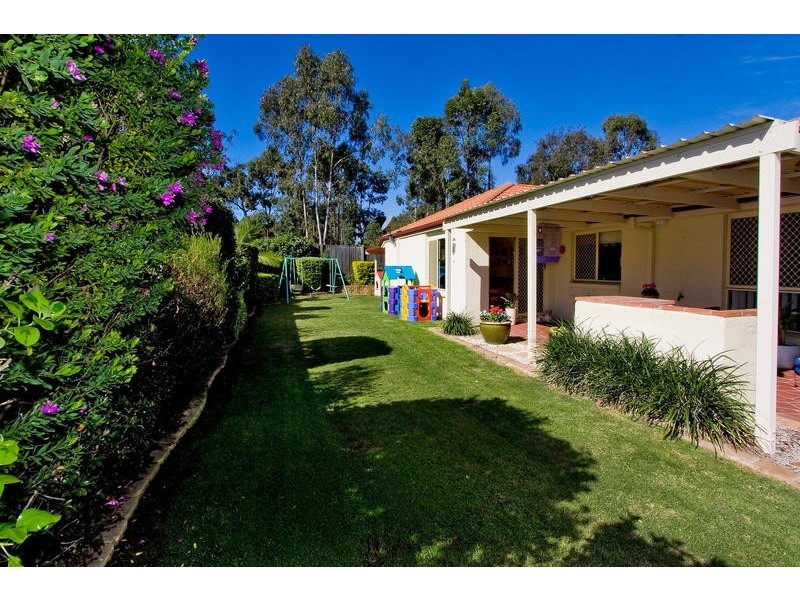 16 Chapple Place, Forest Lake QLD 4078