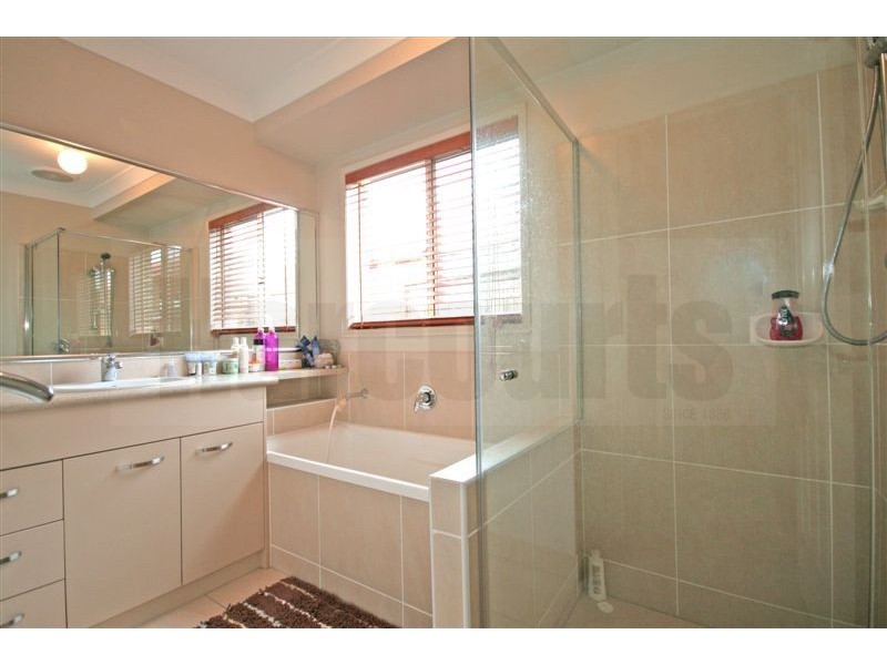 13 Rowan St, Heathwood QLD 4110