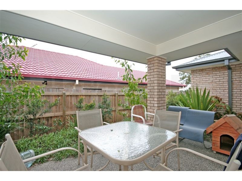 13 Rowan St, Heathwood QLD 4110