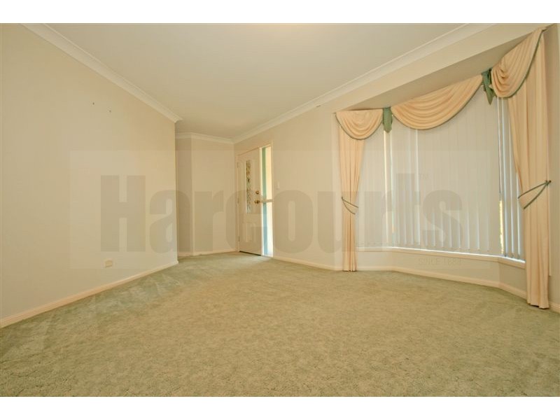 11 Cunningham Place, Forest Lake QLD 4078