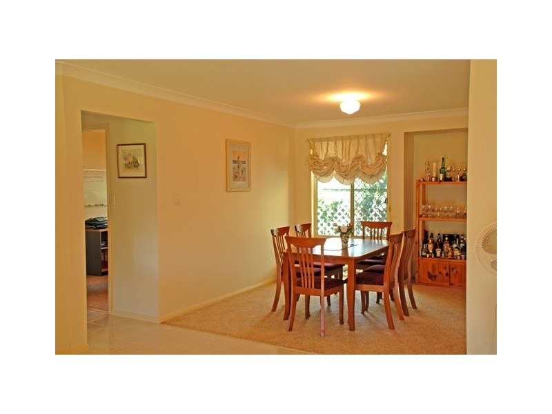 31 Serrata Cct, Forest Lake QLD 4078