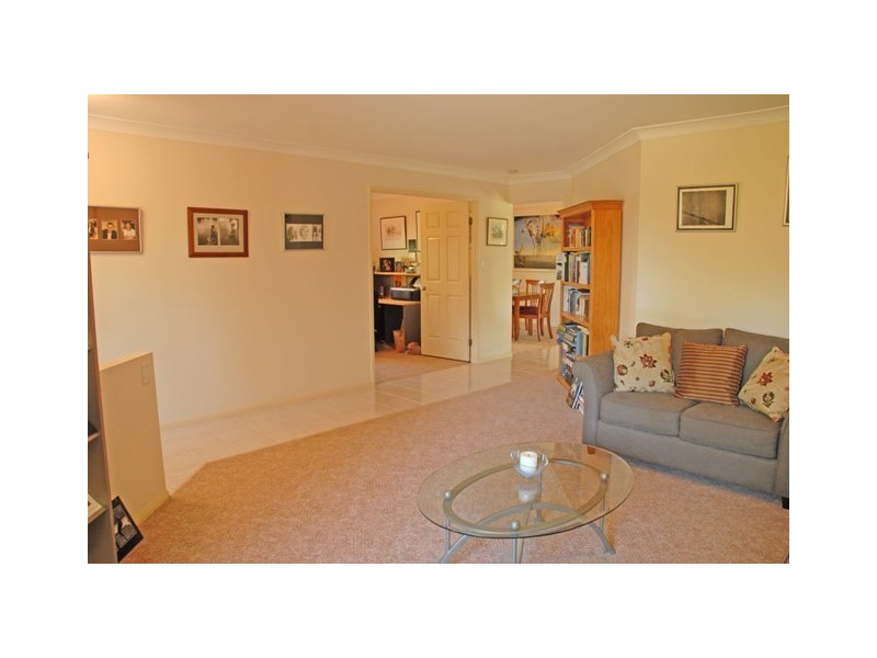 31 Serrata Cct, Forest Lake QLD 4078