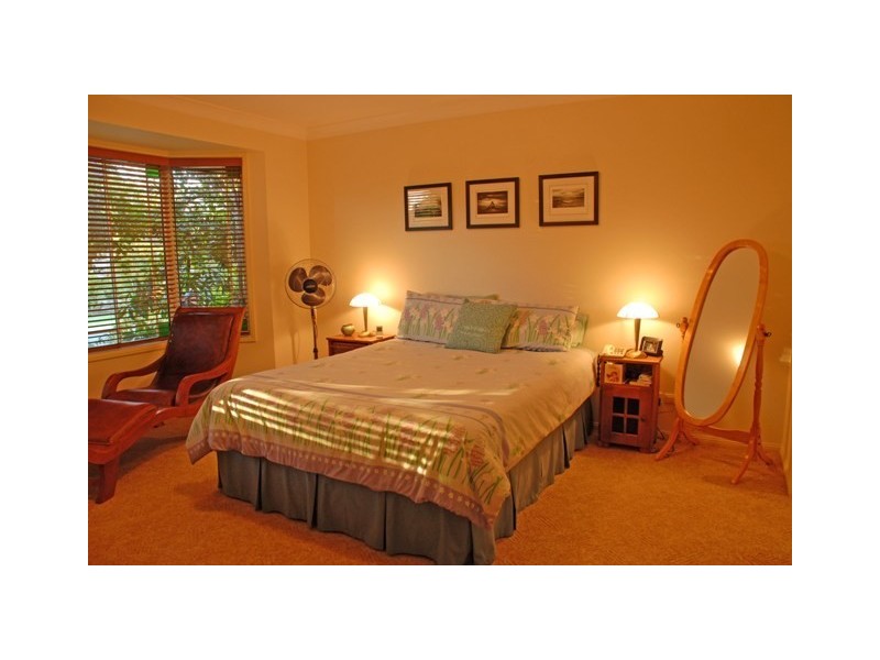 31 Serrata Cct, Forest Lake QLD 4078