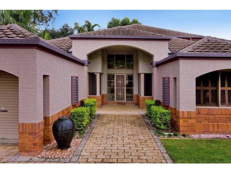 10 Mitchell Place, Forest Lake QLD 4078