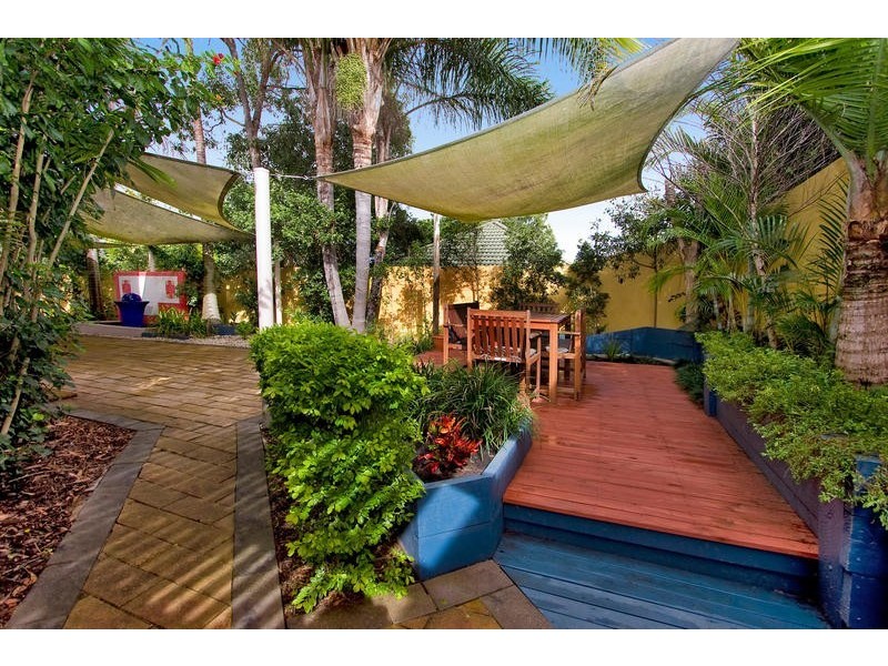 10 Mitchell Place, Forest Lake QLD 4078