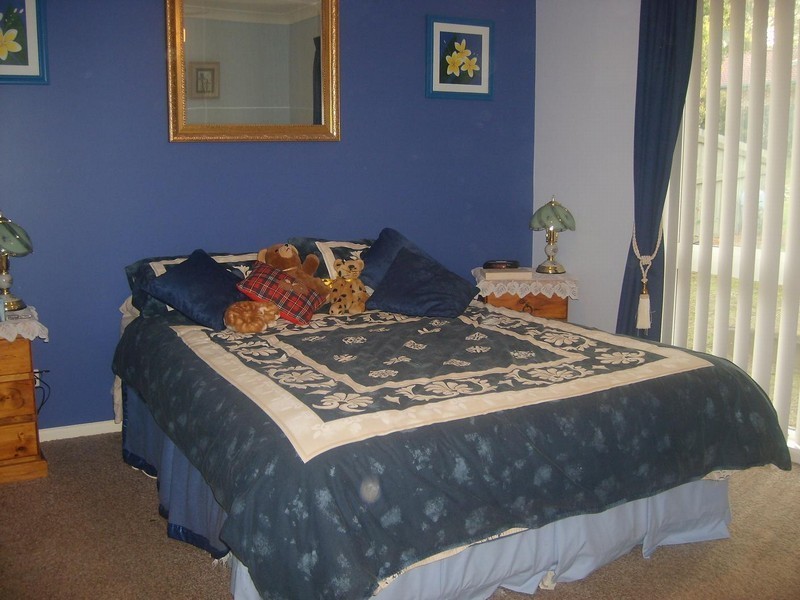 3 Hoop Place, Forest Lake QLD 4078