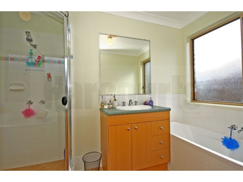 29 Jupiter Street, Springfield Lakes QLD 4300