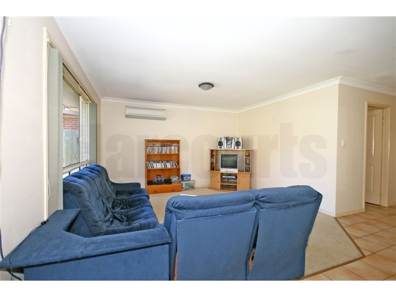 9 Bannister Place, Forest Lake QLD 4078