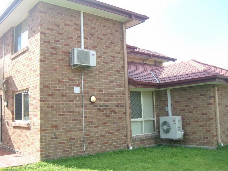 15 Spyglass Place, Oxley QLD 4075