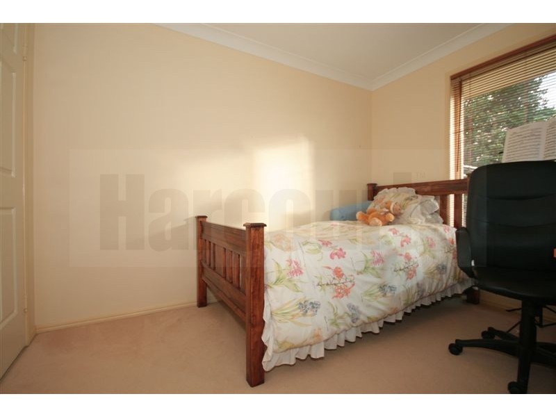 4 Coachwood Crescent, Forest Lake QLD 4078