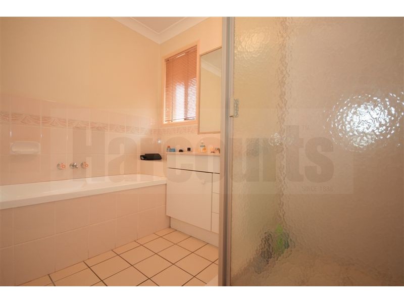 19 Toomba Place, Forest Lake QLD 4078