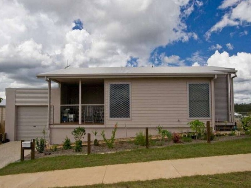 1 Cove Place, Springfield Lakes QLD 4300