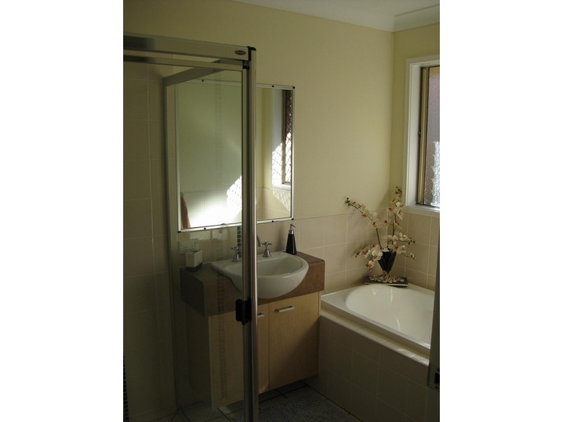 31 Hawthorne Street, Forest Lake QLD 4078