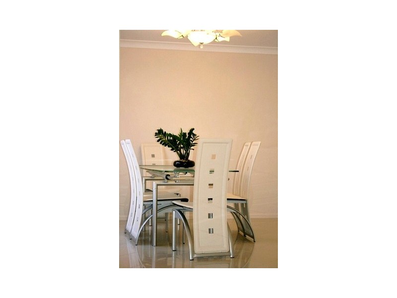 10 Burlington Terrace, Springfield Lakes QLD 4300