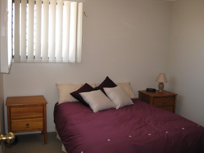 2/84 Cascade Drive, Forest Lake QLD 4078