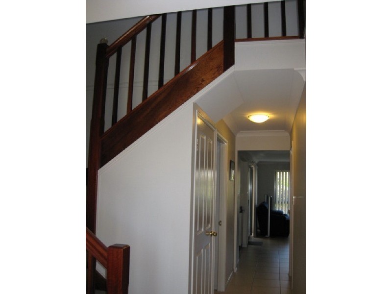 2/84 Cascade Drive, Forest Lake QLD 4078