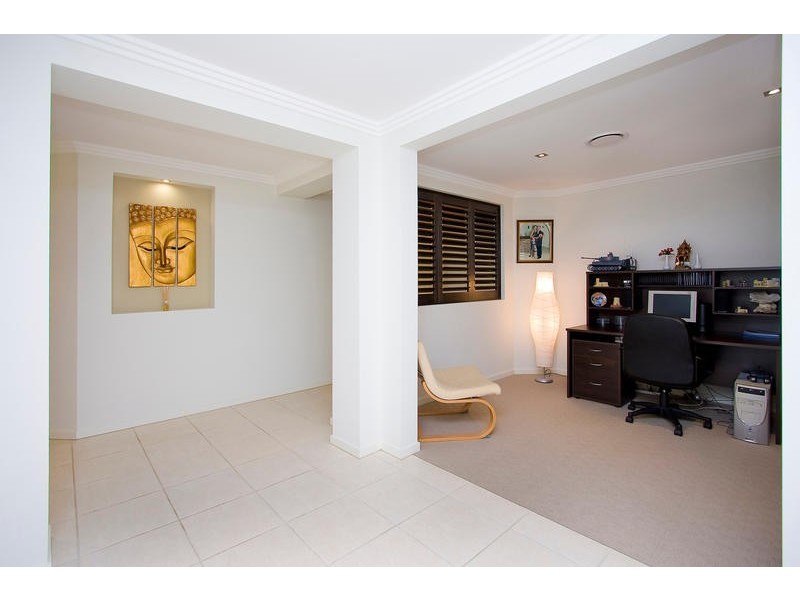 11 Ironbark Place, Heathwood QLD 4110