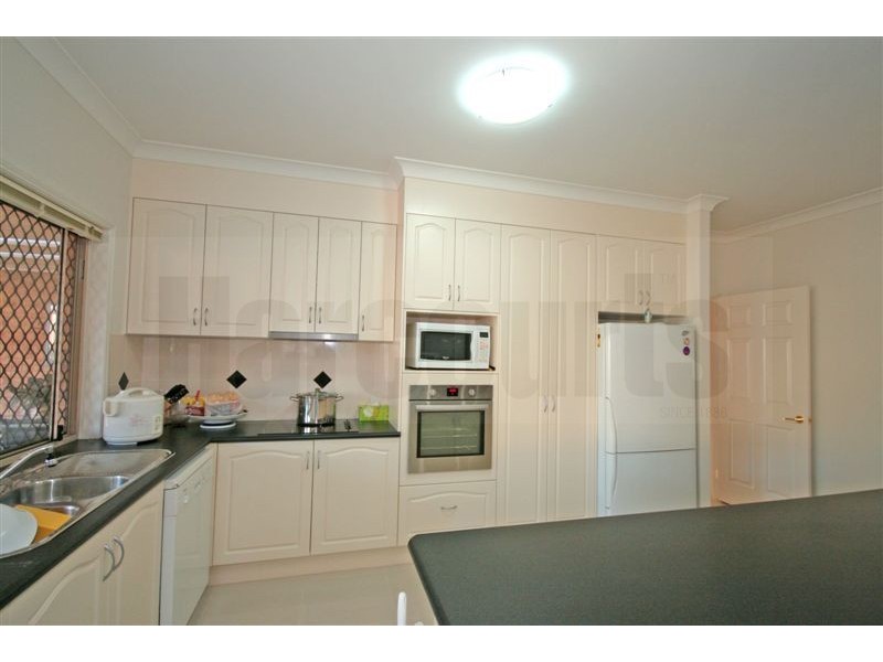 63 Brushwood Cct, Forest Lake QLD 4078