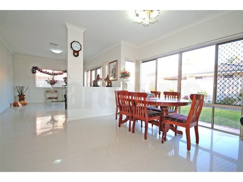 63 Brushwood Cct, Forest Lake QLD 4078