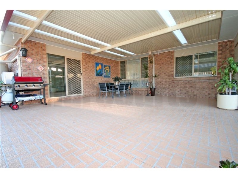 63 Brushwood Cct, Forest Lake QLD 4078