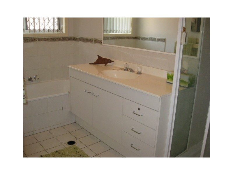 15 Bimbah Street, Forest Lake QLD 4078