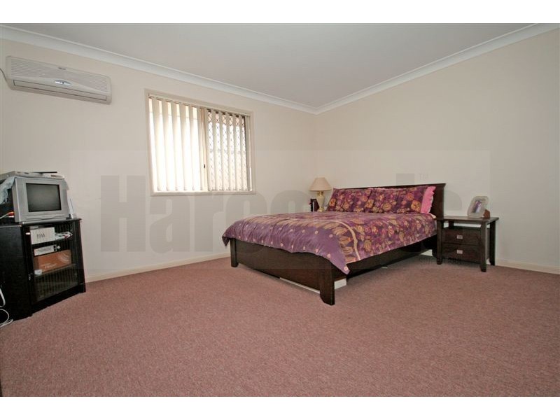 17 Dandenong Street, Forest Lake QLD 4078