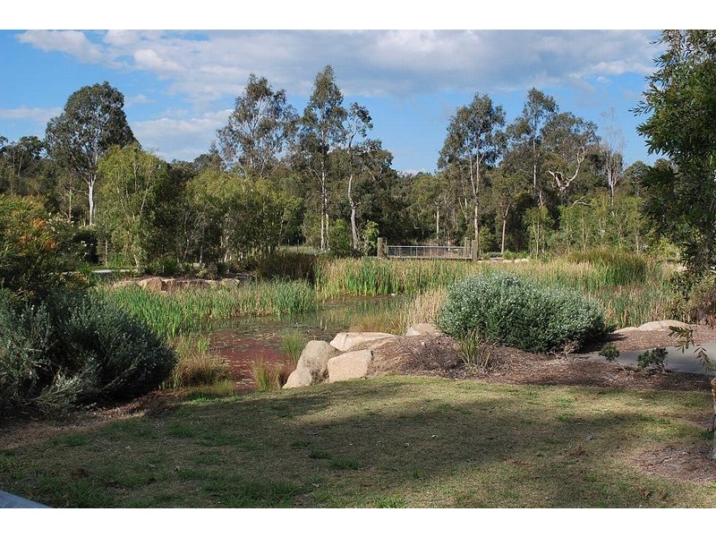 75 Sanctuary Drive, Forest Lake QLD 4078