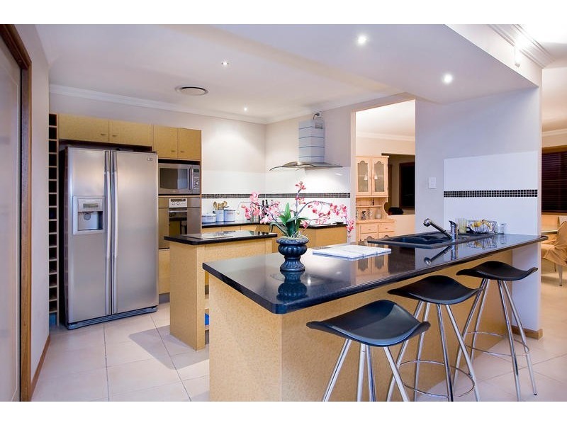 20 Ascot Avenue, Forest Lake QLD 4078