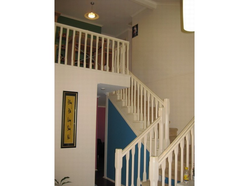 8 Ornata Place, Forest Lake QLD 4078