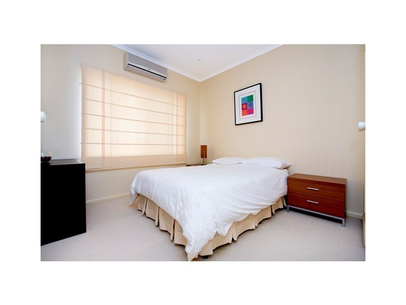 5 Montserrat Place, Forest Lake QLD 4078