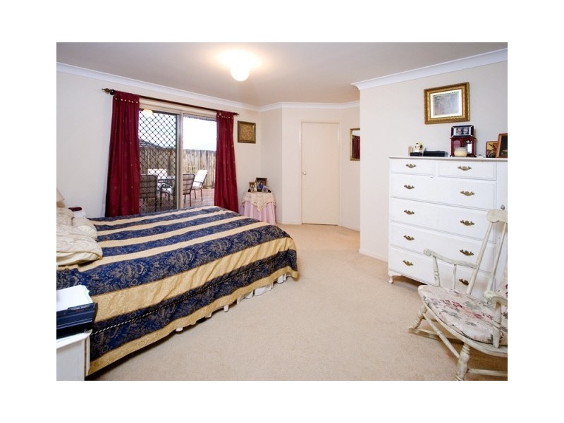 16 Edith Street, Forest Lake QLD 4078