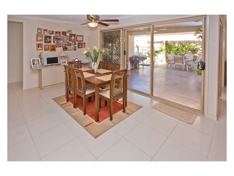 56 Parkwood Drive, Heathwood QLD 4110