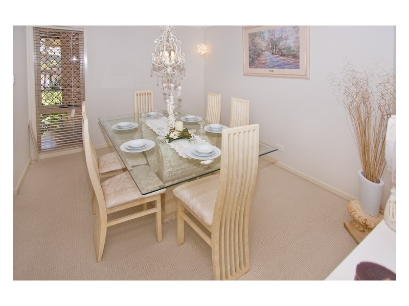 56 Parkwood Drive, Heathwood QLD 4110