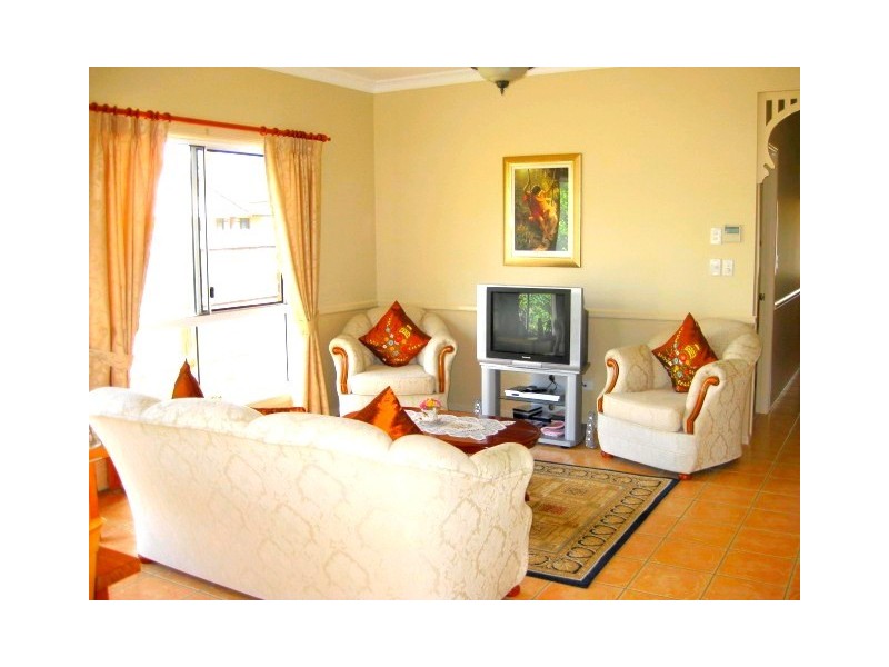 16 Medici Place, Forest Lake QLD 4078