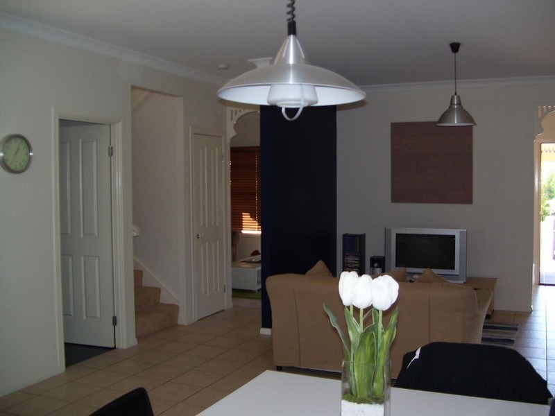 83 Jubilee Avenue, Forest Lake QLD 4078