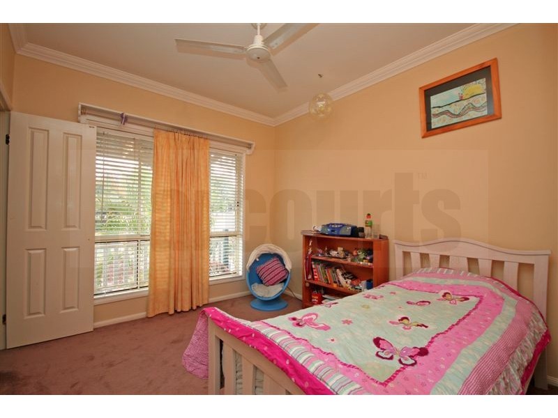 2 Toorak Place, Forest Lake QLD 4078