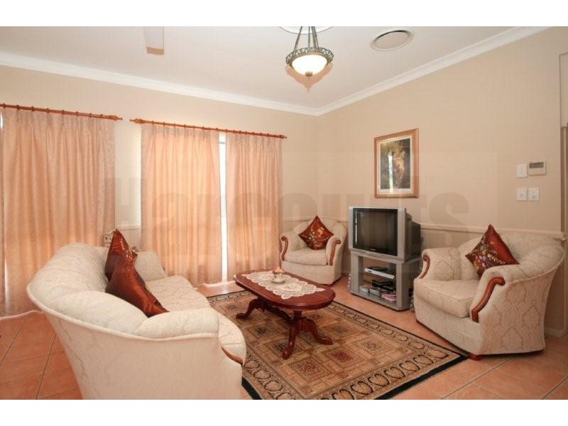 16 Medici Place, Forest Lake QLD 4078