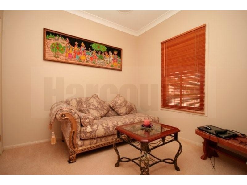 16 Medici Place, Forest Lake QLD 4078