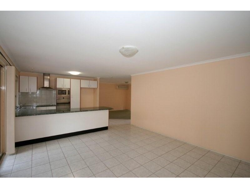 50 Lakeside Crescent, Forest Lake QLD 4078