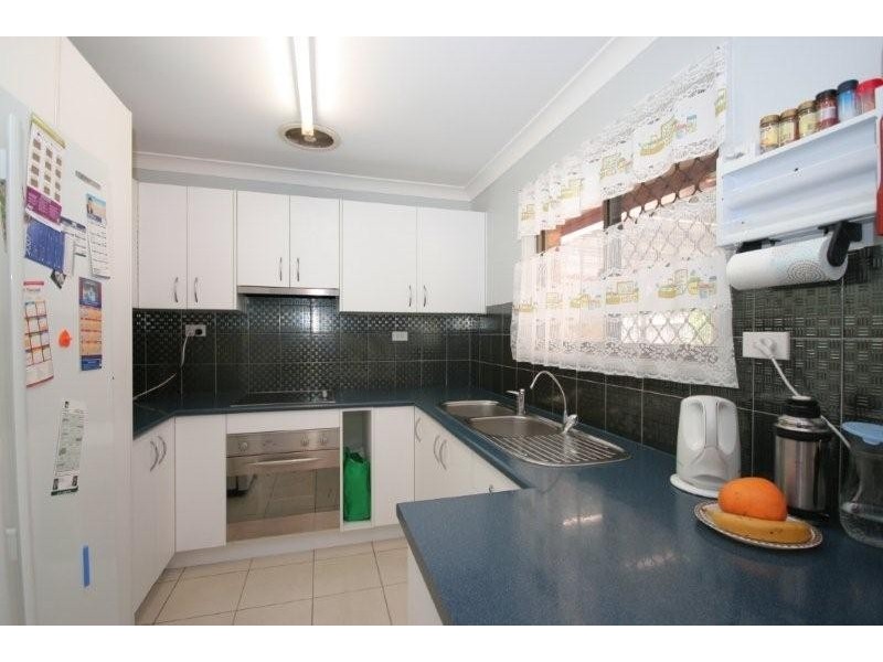 30 Weinholt Crescent, Gailes QLD 4300